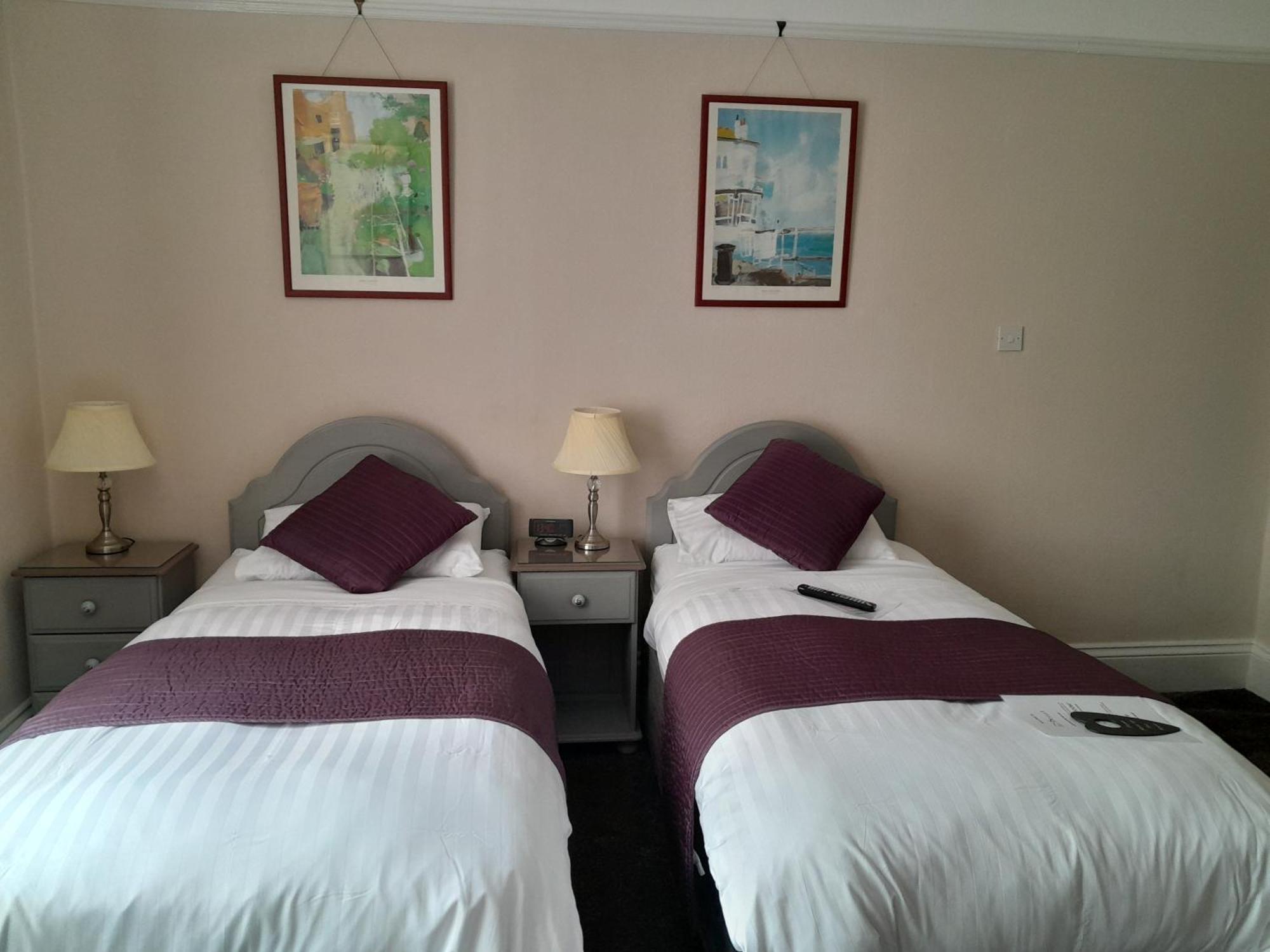 Relax At Rosscourt Guest House-Free On Site Parking (Adults Only) Bournemouth Eksteriør bilde