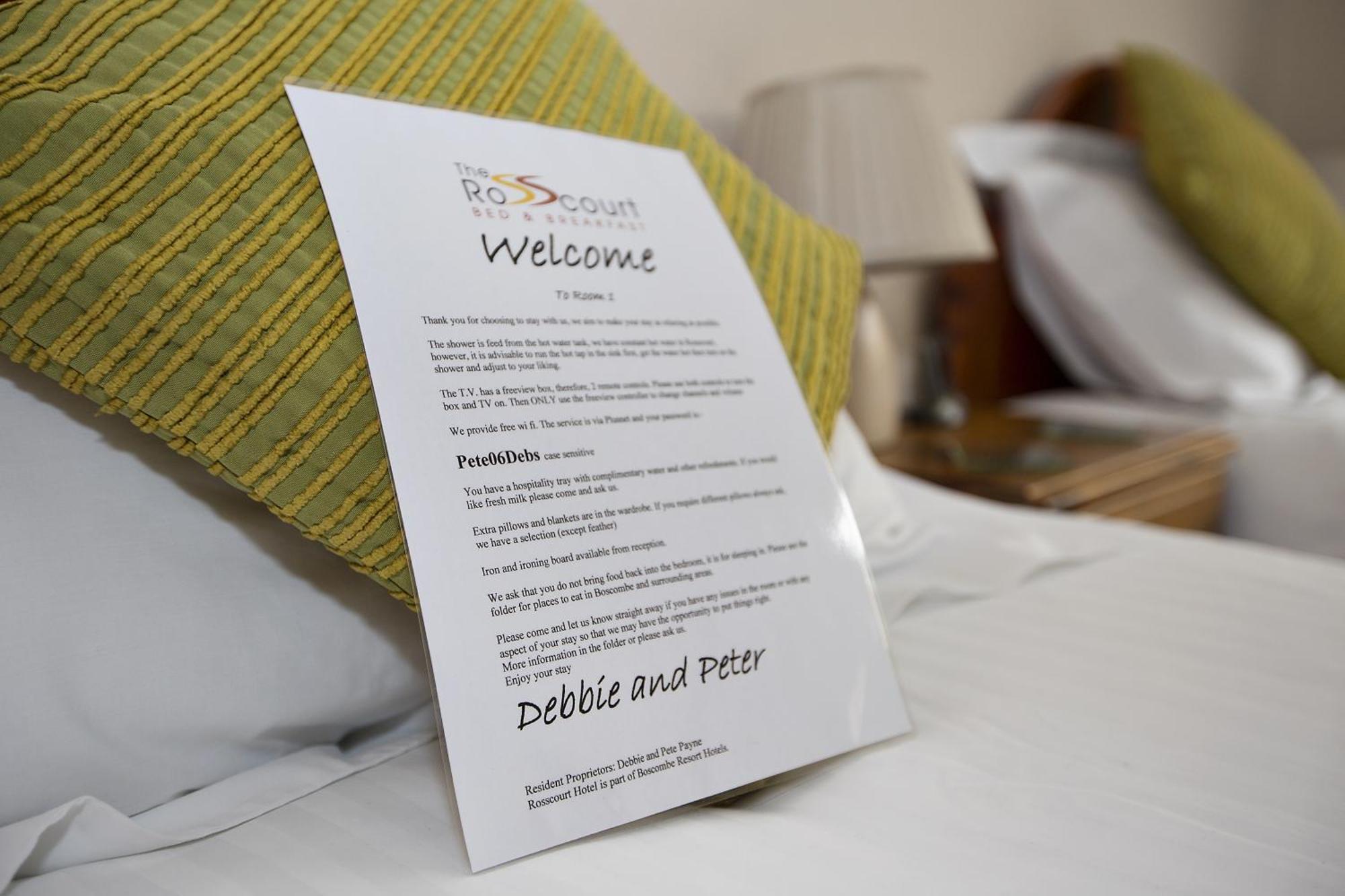 Relax At Rosscourt Guest House-Free On Site Parking (Adults Only) Bournemouth Rom bilde