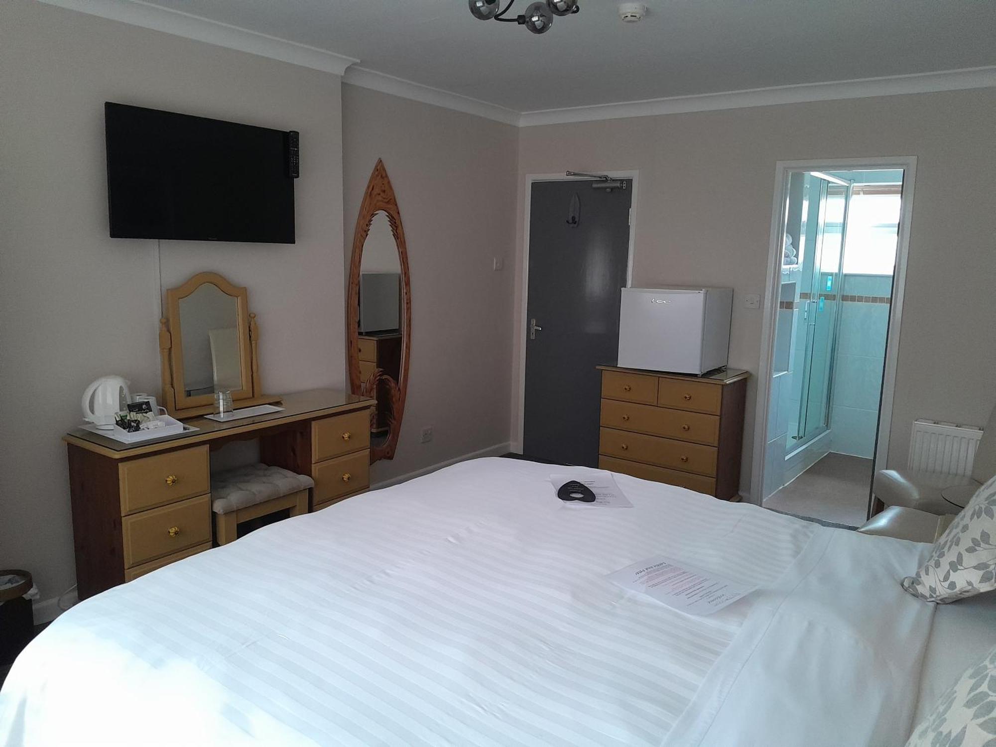 Relax At Rosscourt Guest House-Free On Site Parking (Adults Only) Bournemouth Eksteriør bilde