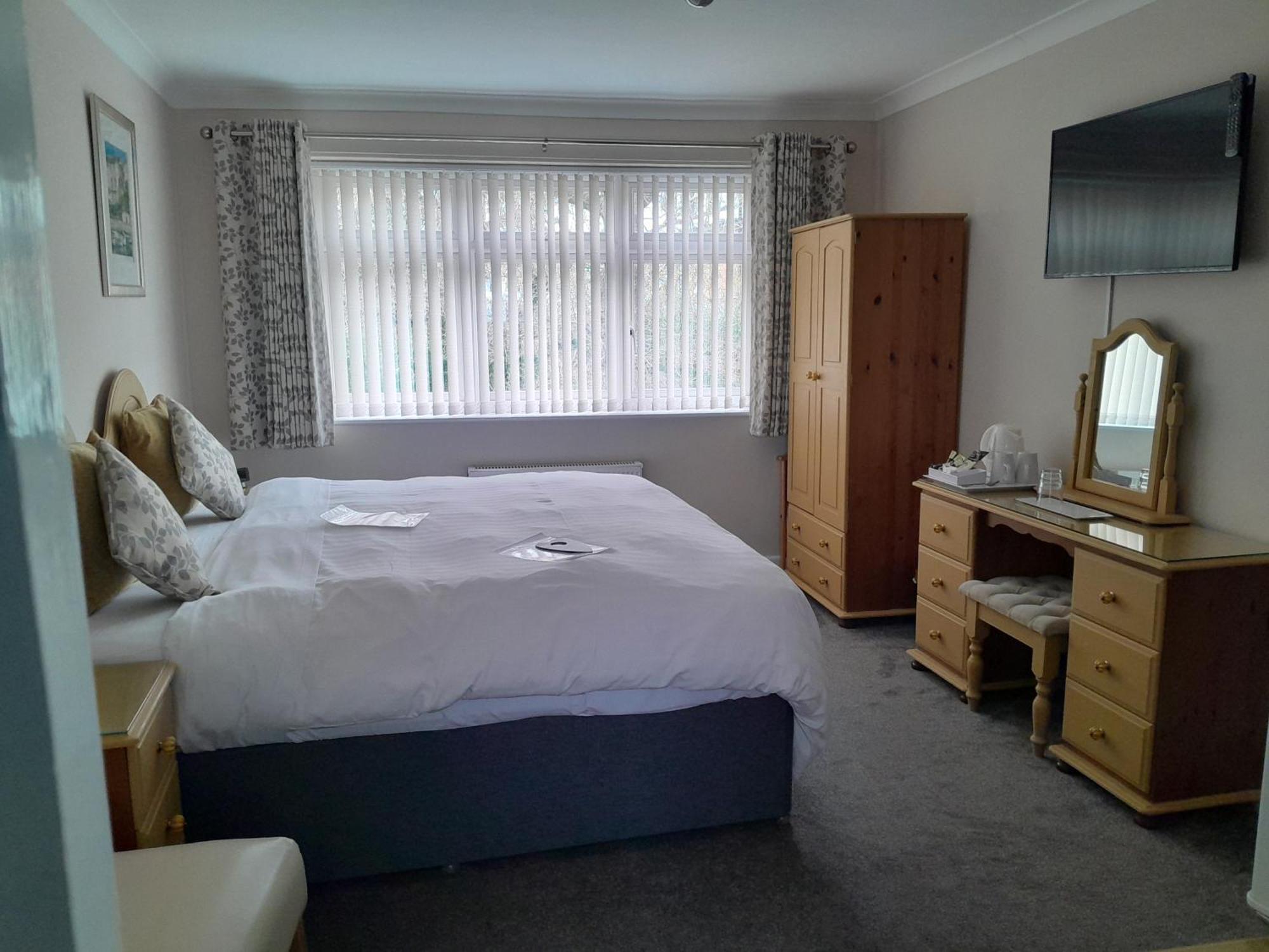 Relax At Rosscourt Guest House-Free On Site Parking (Adults Only) Bournemouth Eksteriør bilde